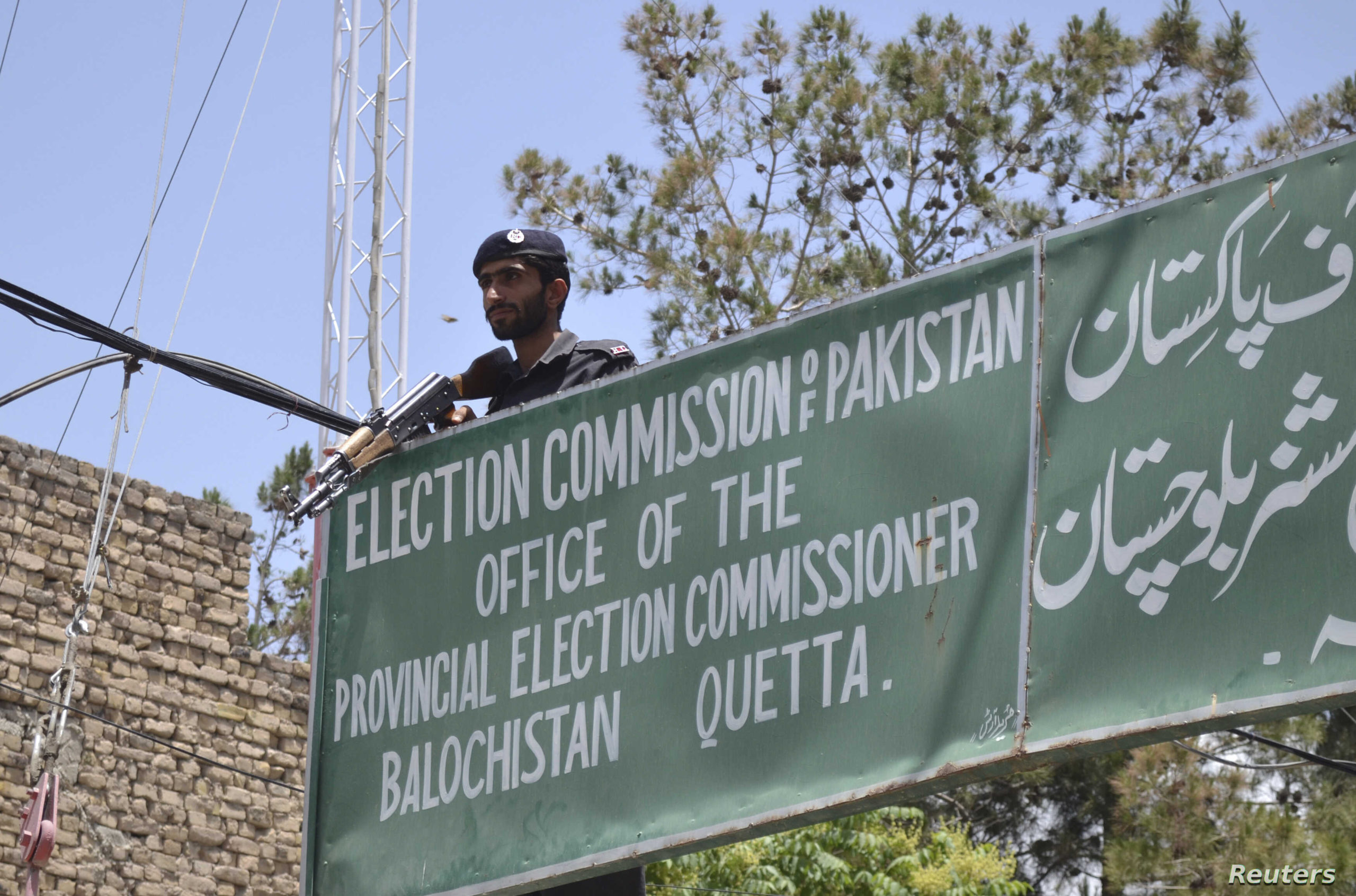 No-confidence against the Election Commission?